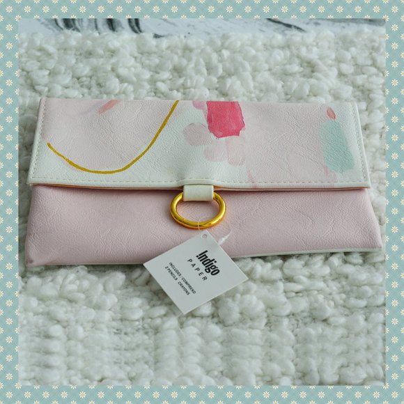 BNWT Chapters Indigo Pink Pouch - Picture 1 of 5